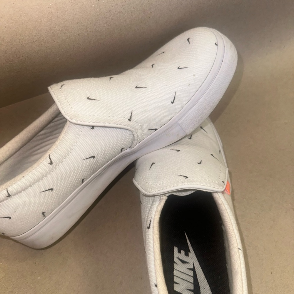 Nike White Slip-On Sneakers - Picture 5 of 5